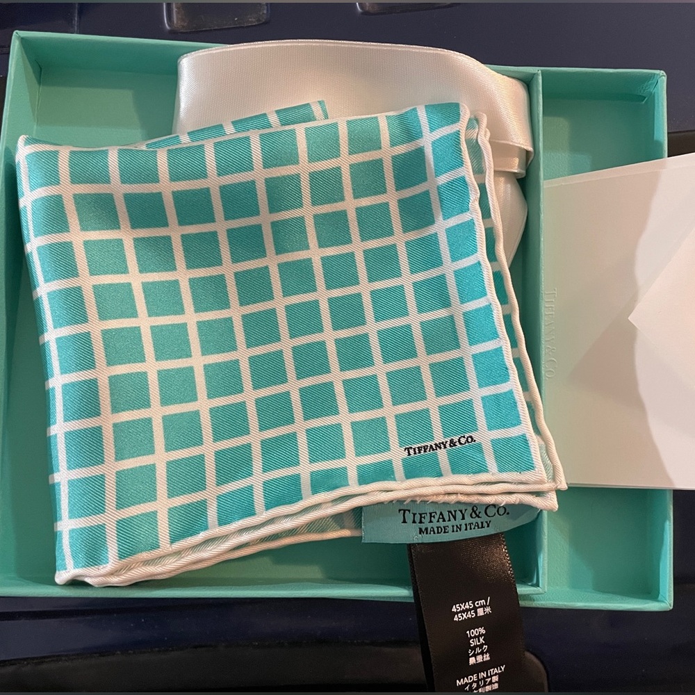 Tiffany gradation silk scarf